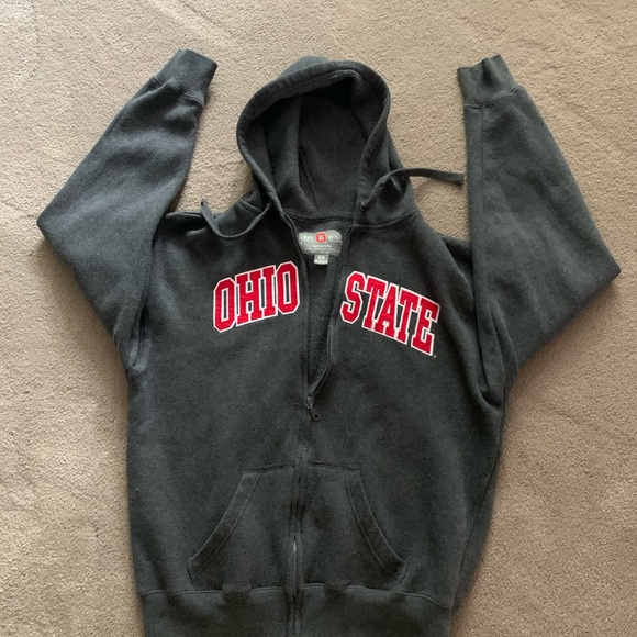 Tops - FINAL SALE ! BUCKEYE NATION!  OSU sweatshirt 🌈❤️